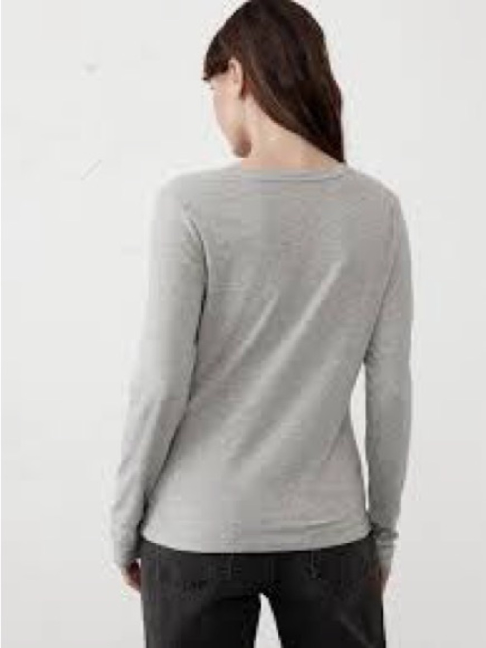 Banana Republic Light Gray Long Sleeve Tee